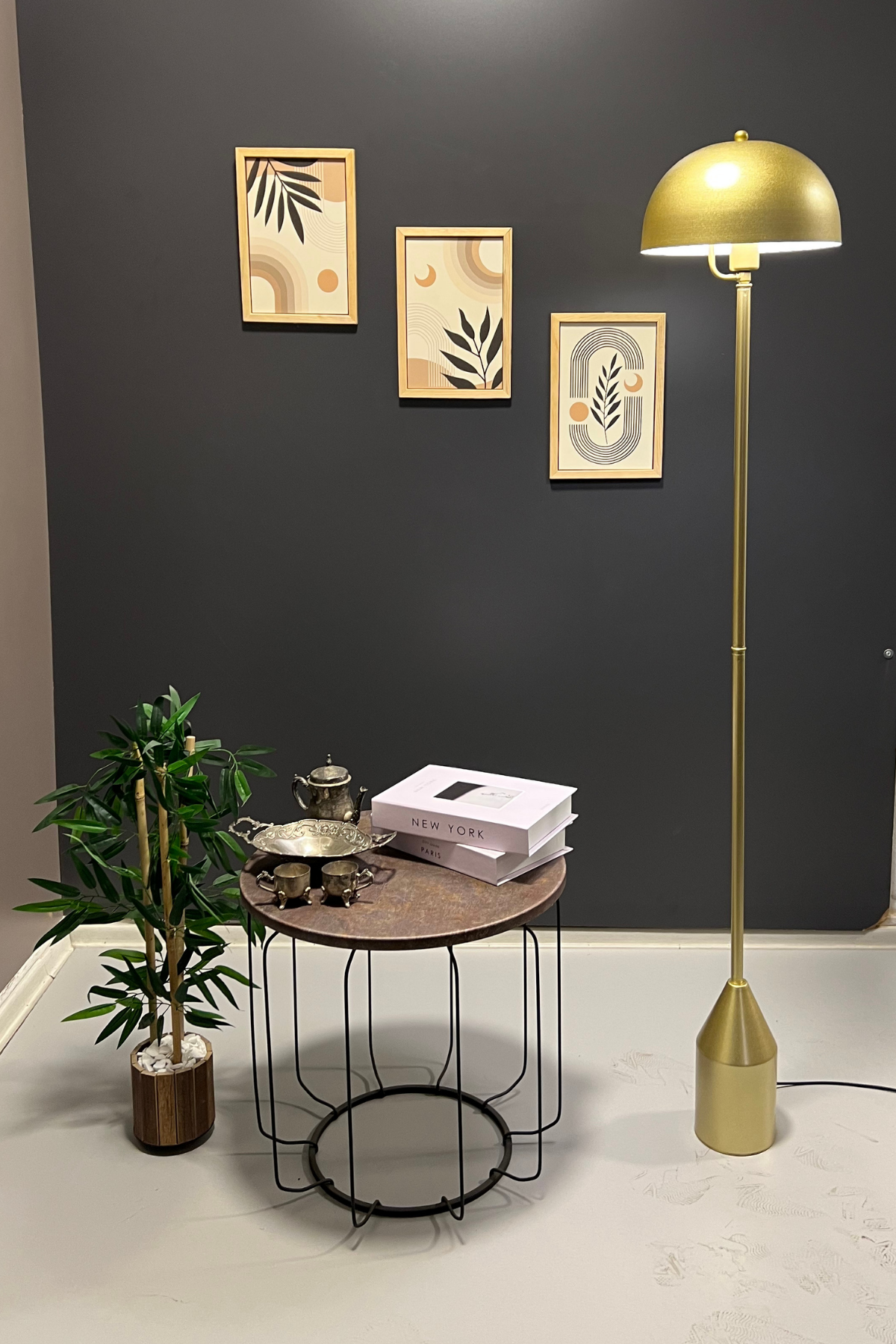 Toms Sarı Lambader  Modern Dekoratif Metal Tasarım Şık Yerden Aydınlatma Lambası