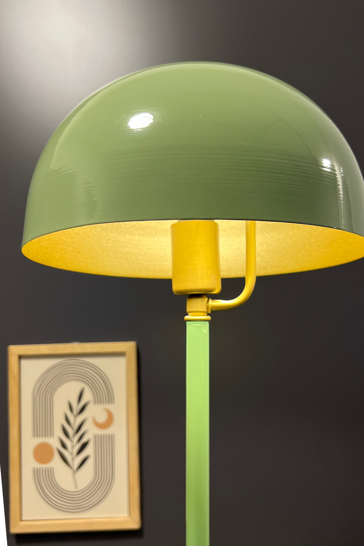 Toms Yeşil Lambader  Modern Dekoratif Metal Tasarım Şık Yerden Aydınlatma Lambası