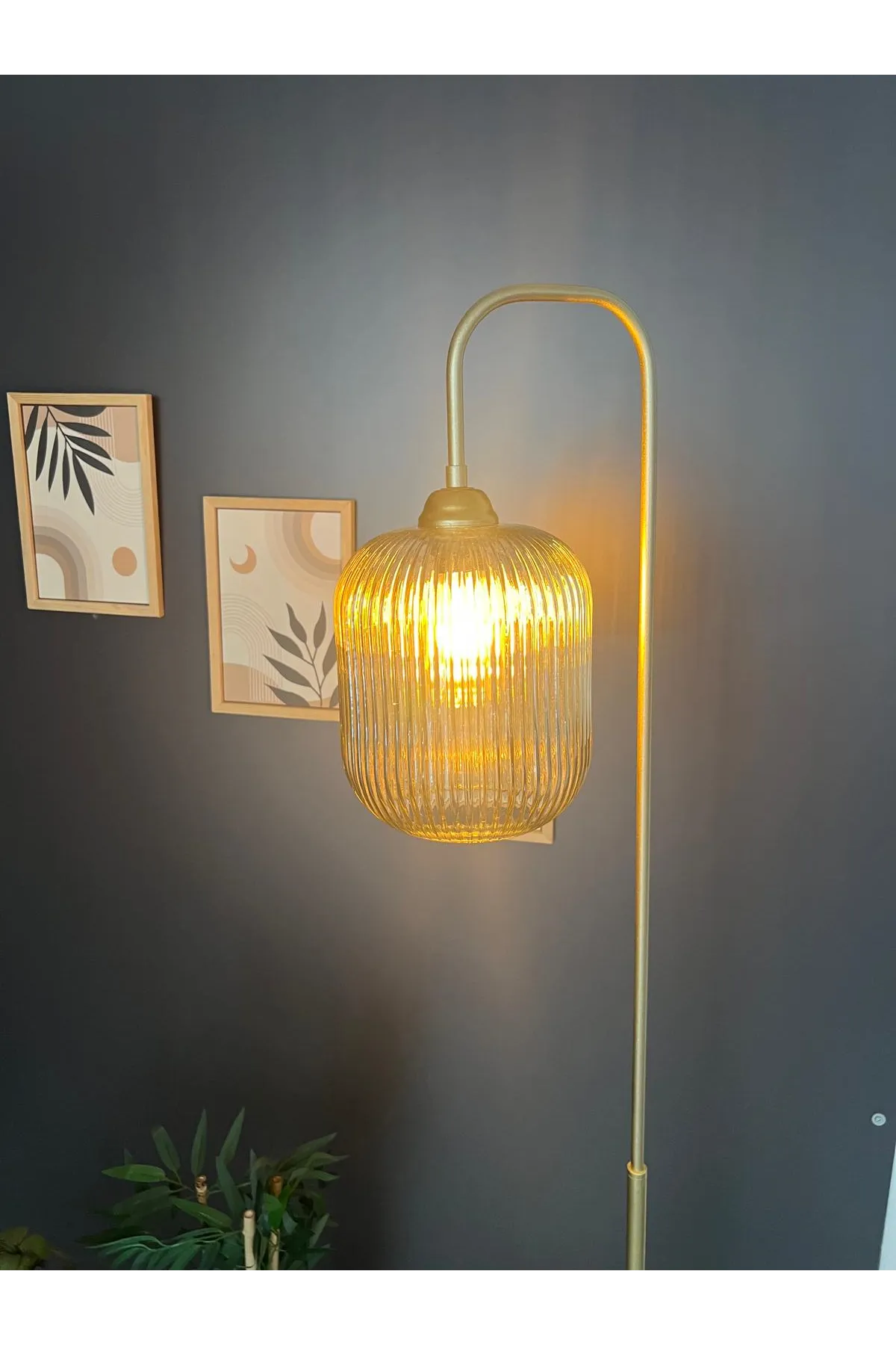 Luster Sarı Lambader Metal Gövde Üfleme Camlı Dekoratif Metal Tasarım Şık Yerden Aydınlatma     