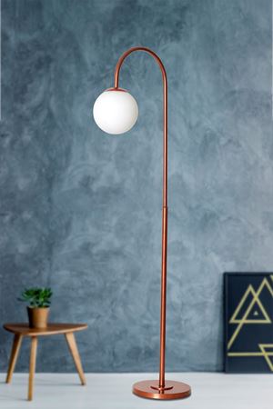 Amor Bakır Metal Gövde Beyaz Camlı Tasarım Lüx Yerden Aydınlatma Lambader